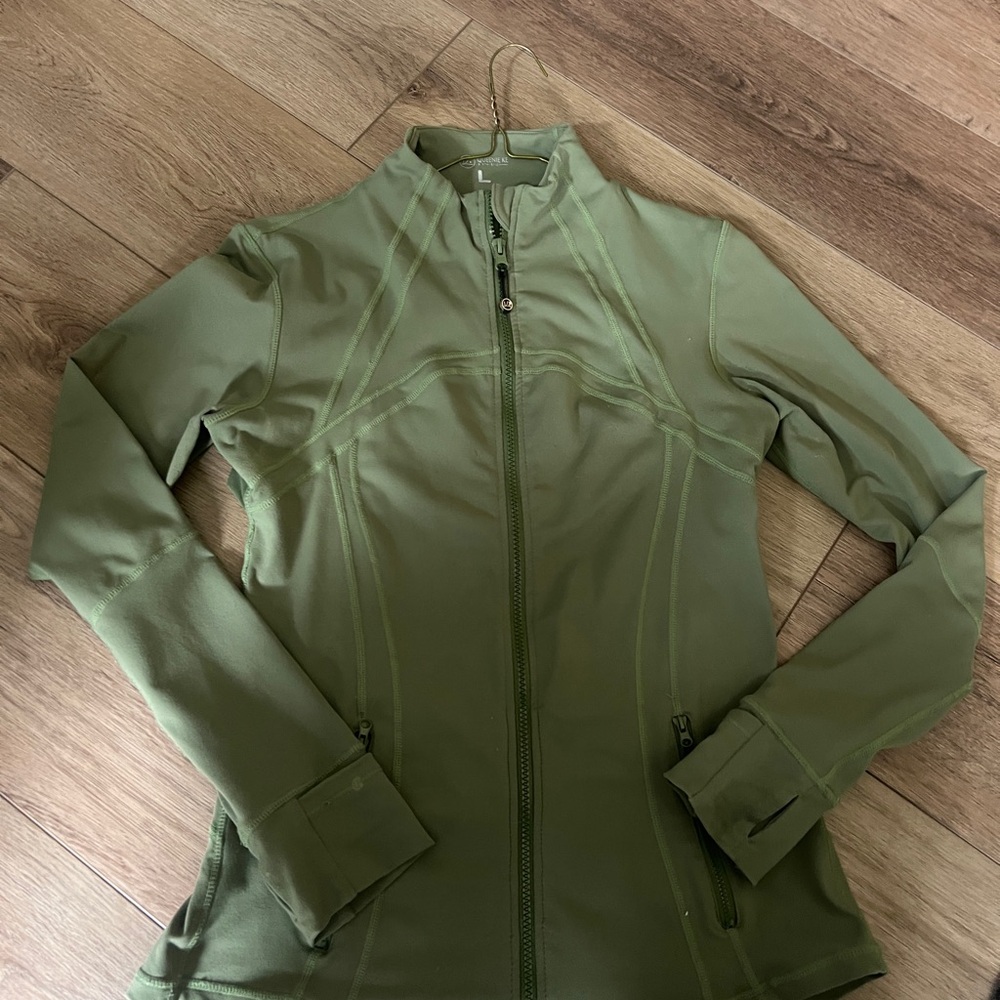 Women's Utility Jacket in Olive Green